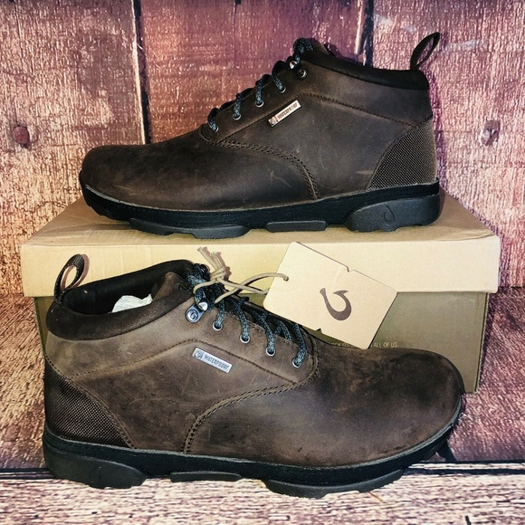 olukai waterproof boots